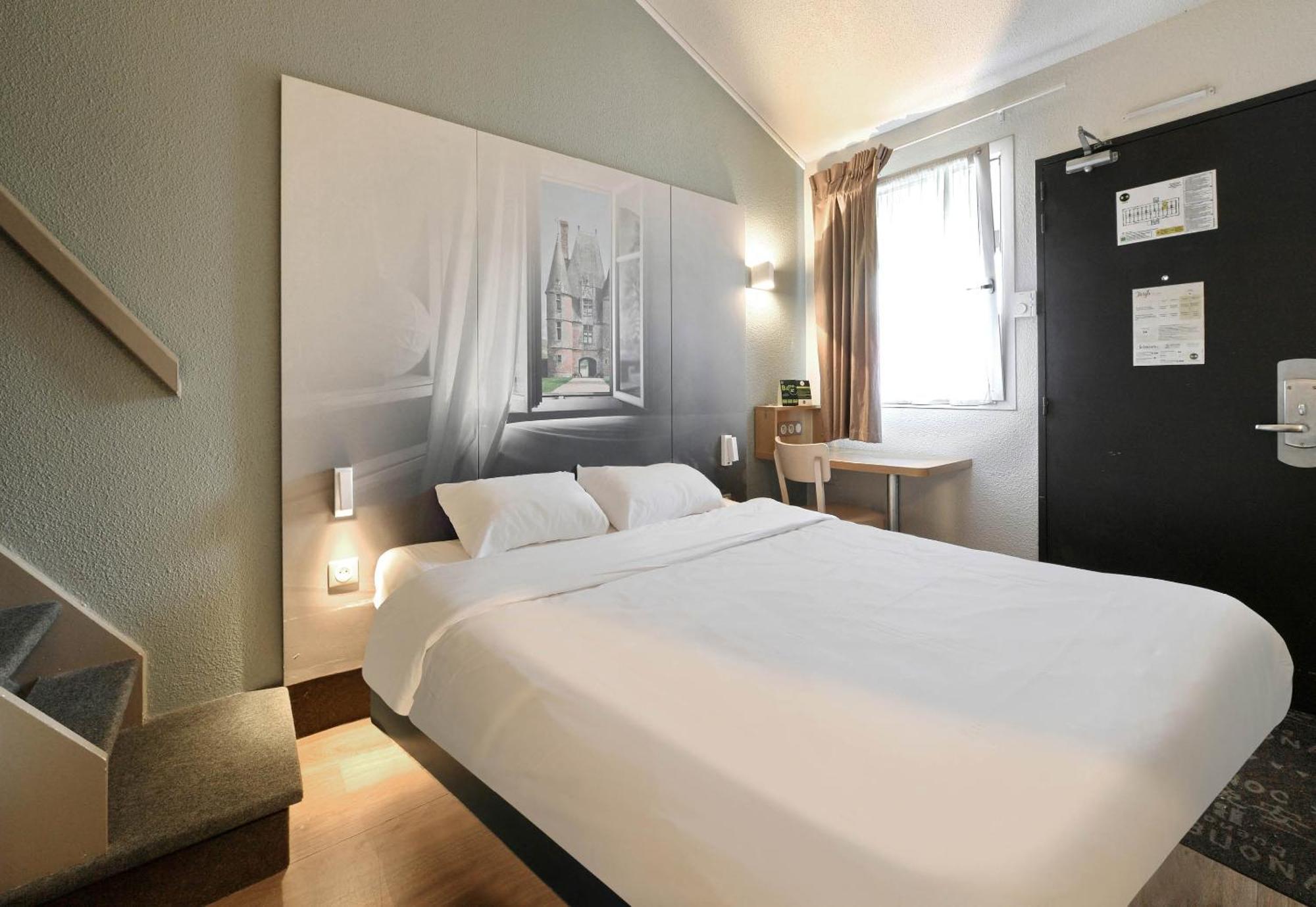 B&B HOTEL Alencon Nord Exterior foto