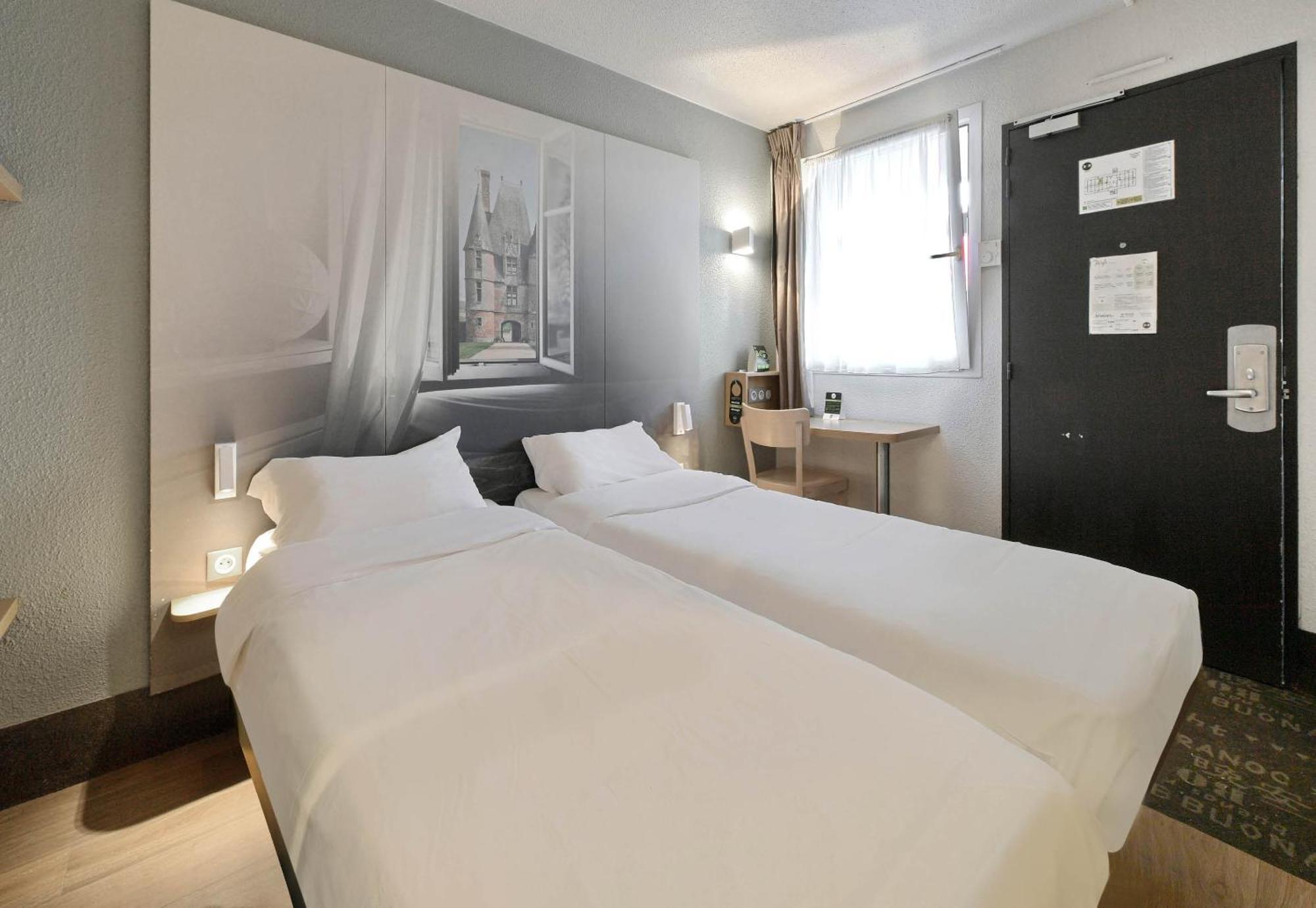 B&B HOTEL Alencon Nord Exterior foto